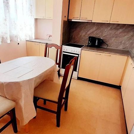 Soc Apartment Close To The Center Burgas Ngoại thất bức ảnh