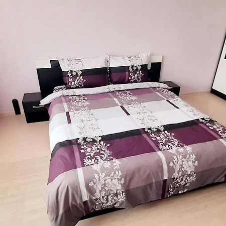 Soc Apartment Close To The Center Burgas Ngoại thất bức ảnh