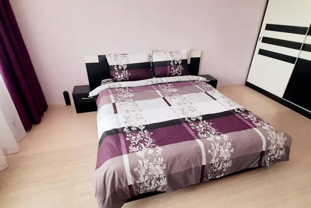 Soc Apartment Close To The Center Burgas Ngoại thất bức ảnh